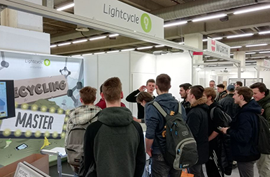 E-Zubis auf der Werkstattstr. bei Lightcycle auf der L+B 2018